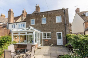 Chimneys - Old Town Poole Location, with Garden and Garage